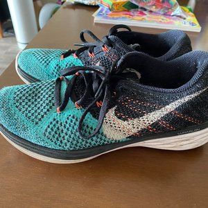 Womens Nike Lunar Flyknit 3